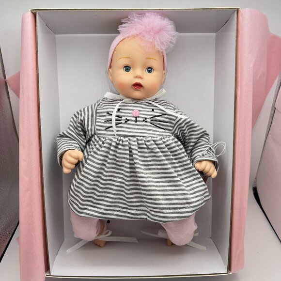 Madame Alexander KITTY 76150 Huggable Huggums Doll 12” - NEW - Picture 2 of 8
